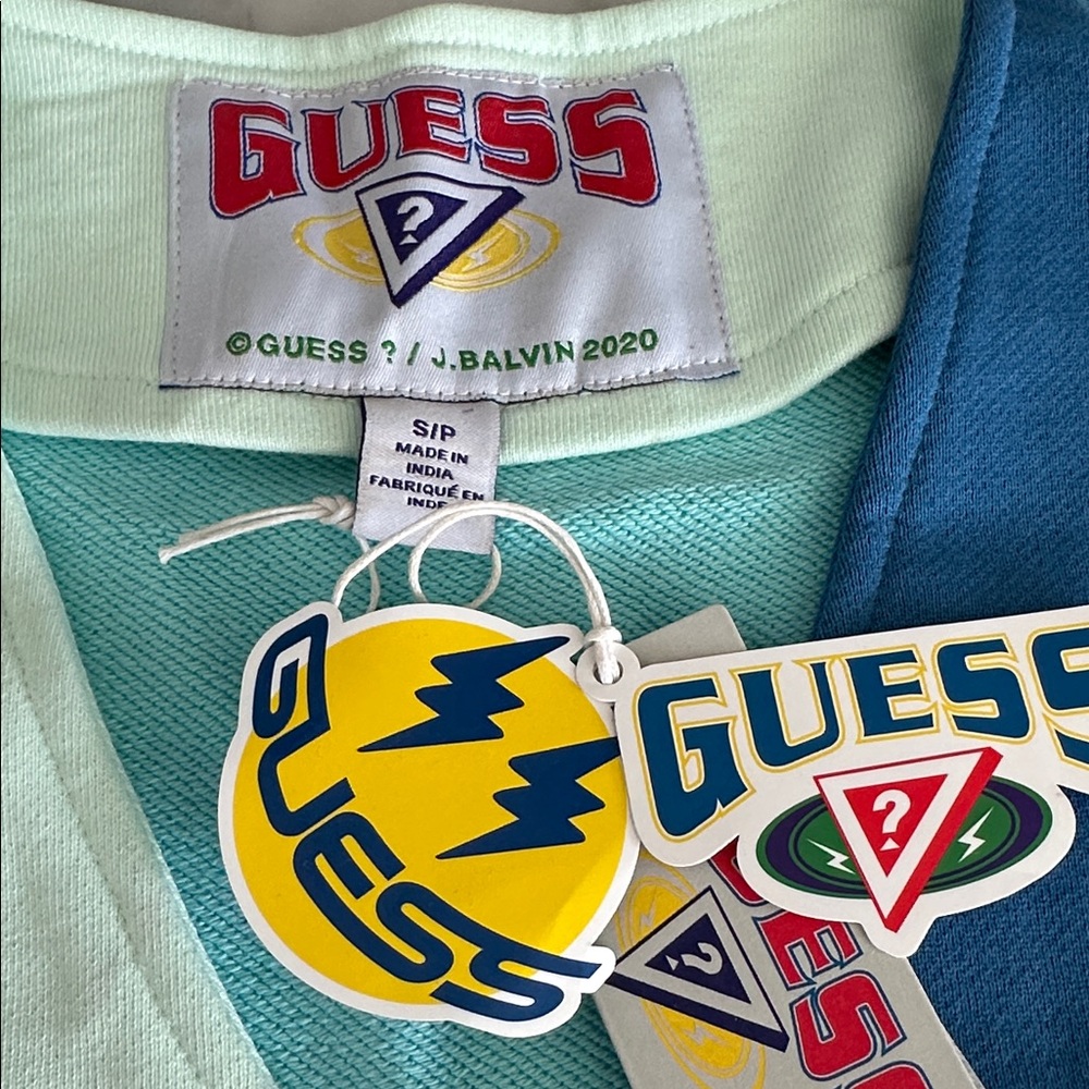Guess x J Balvin 2020 Men's Blue and Light Blue vest - Picture 4 of 10